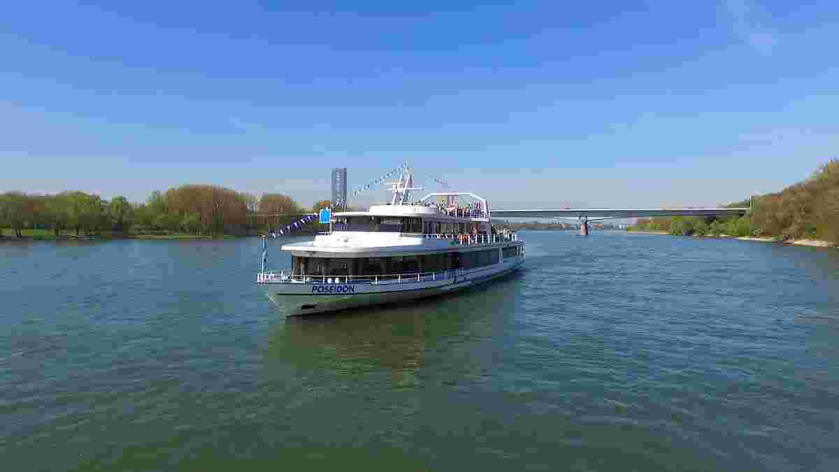 Eventschiff Königswinter, Bonner Personenschifffahrt, Rheinfahrt, Schifffahrt Köln